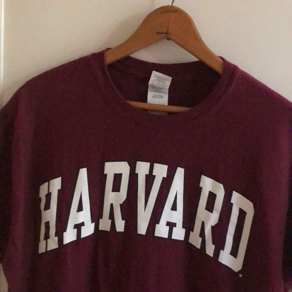 Harvard tee shirt